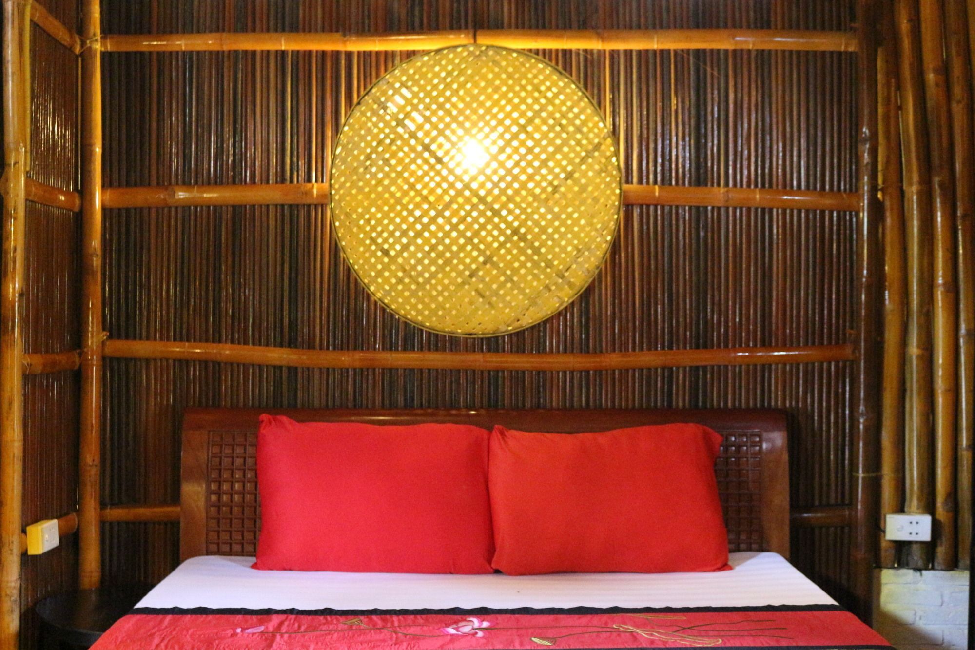 Under The Coconut Tree Hotel Hoi An Bagian luar foto
