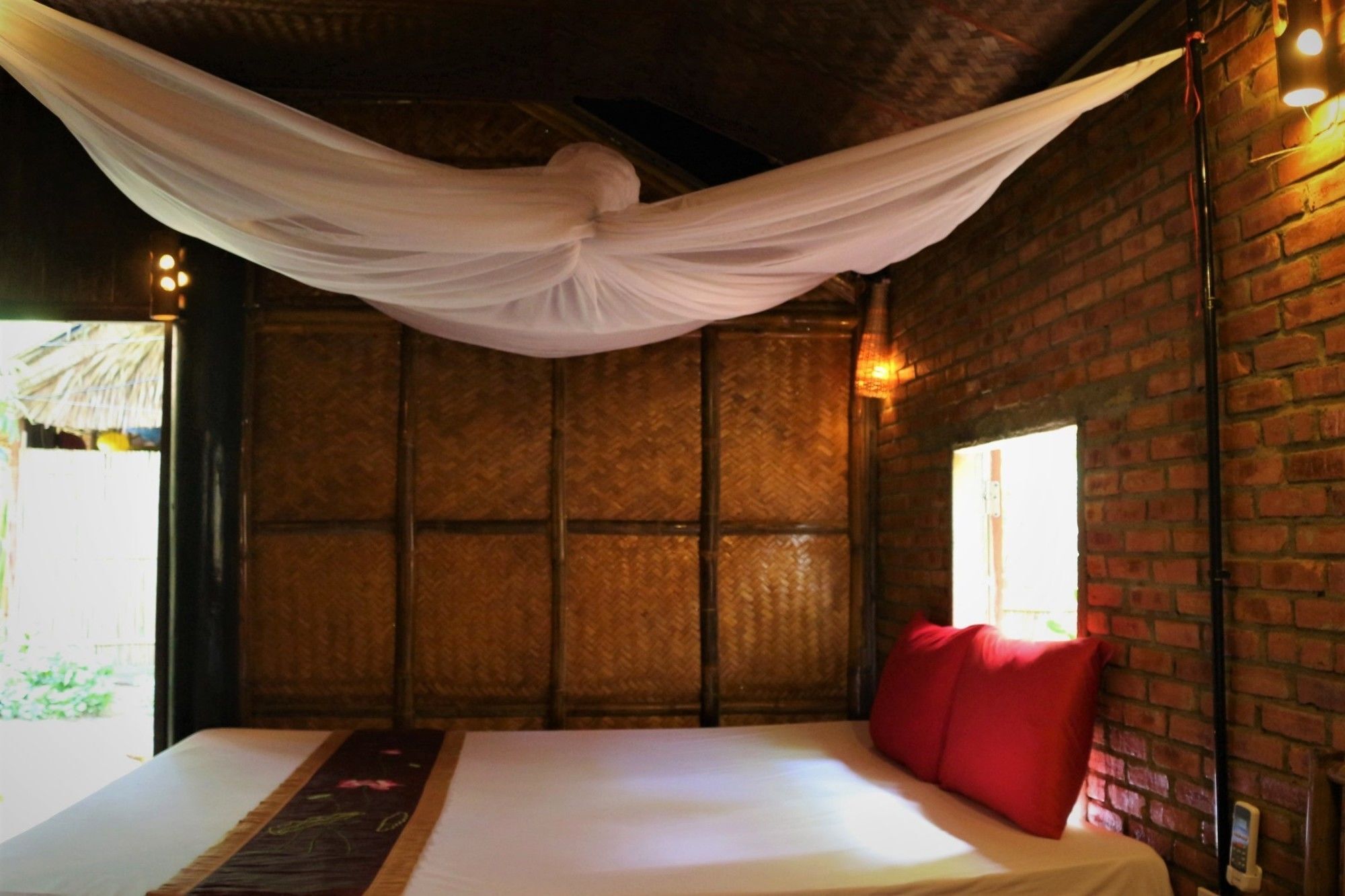 Under The Coconut Tree Hotel Hoi An Bagian luar foto
